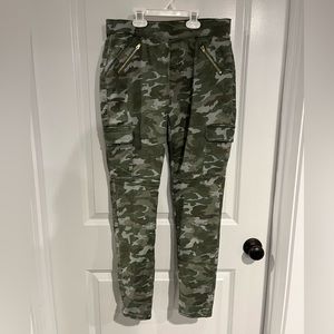 Camo Stretchy Jeans